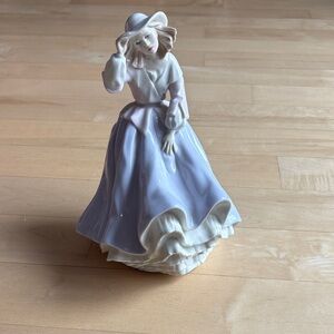 Royal Doulton Free as the Wind